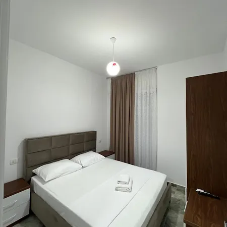 Eri Appartamento Durrës